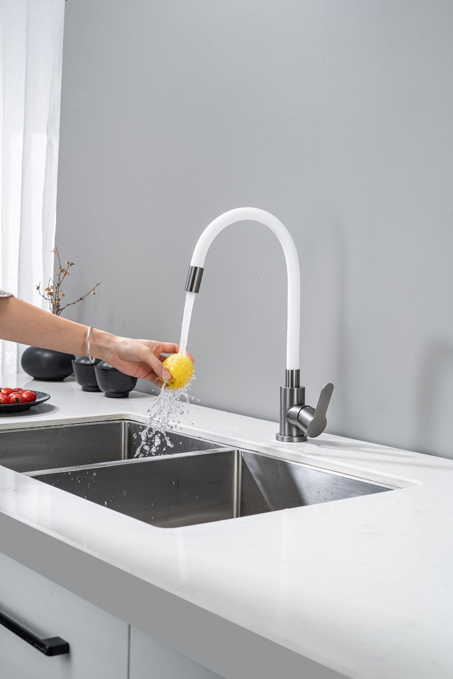 Kitchen Tap with Flexible Spout White Flexi / Graphite