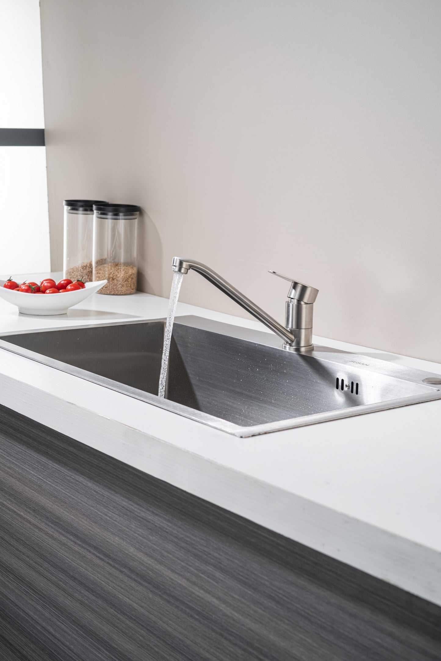 Stainless steel sink tap, hot and cold water tap, kitchen tap