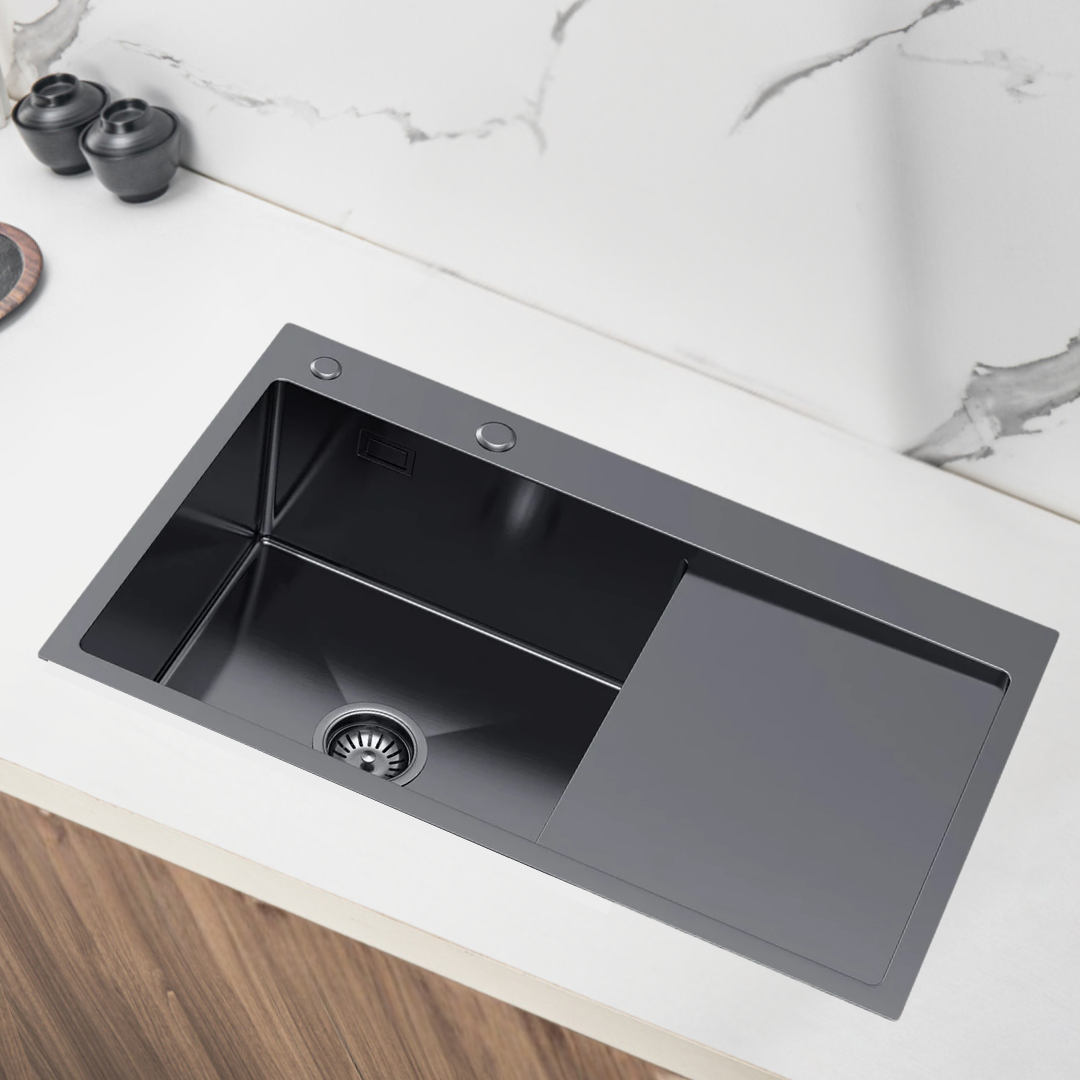 Single-bowl steel sink with drainer - 78x49cm from Velazo.